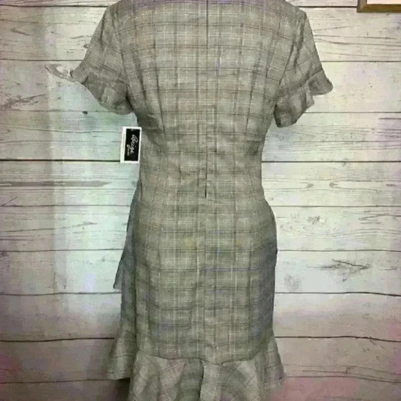 nwt beige eci plaid ruffle dress 4 - Picture 5 of 14
